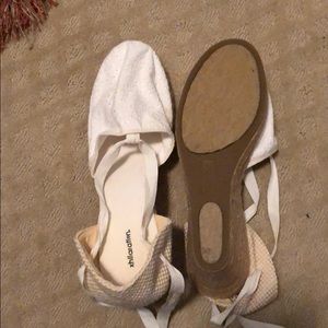 White wedge Never worn